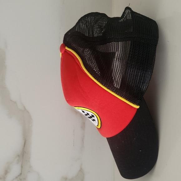 Amscan Checkered Flags Racing Cap - Red and Black - Picture 3 of 7